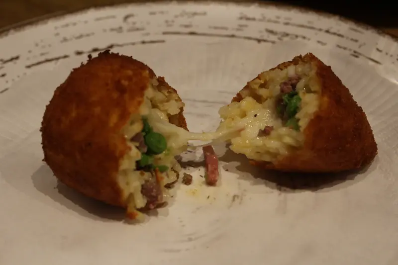 La Bella Napoli — foto 2