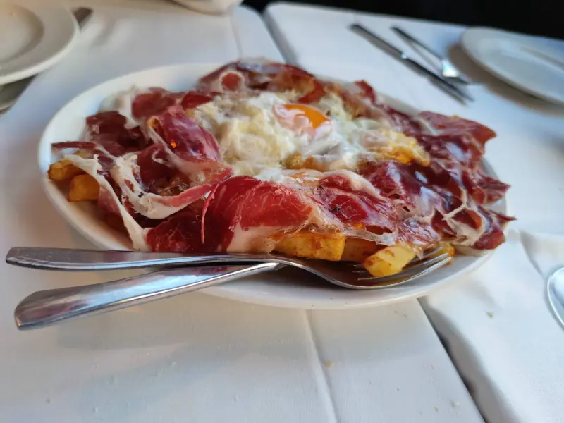 El Piornal y Mesón Caribe