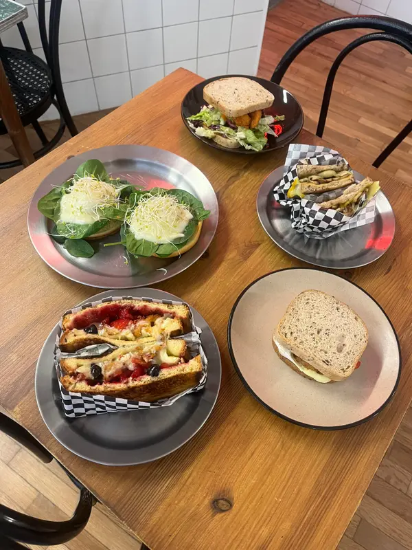 El Flako Breakfast Club — foto 5