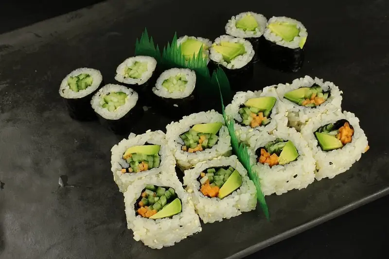 Yifan sushi — foto 3
