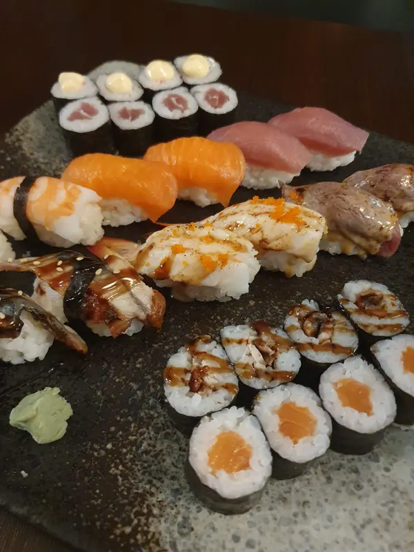 Yifan sushi — foto 5