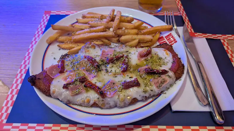 Berto's Milanesa SOM Multiespai