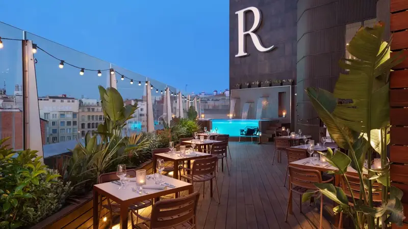 Goja Rooftop Experience - Hotel Renaissance Barcelona — foto 3
