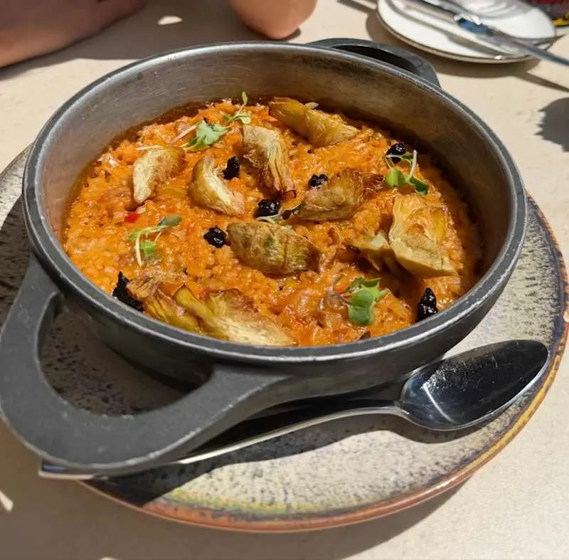 Arroz de alcachofa y ceps