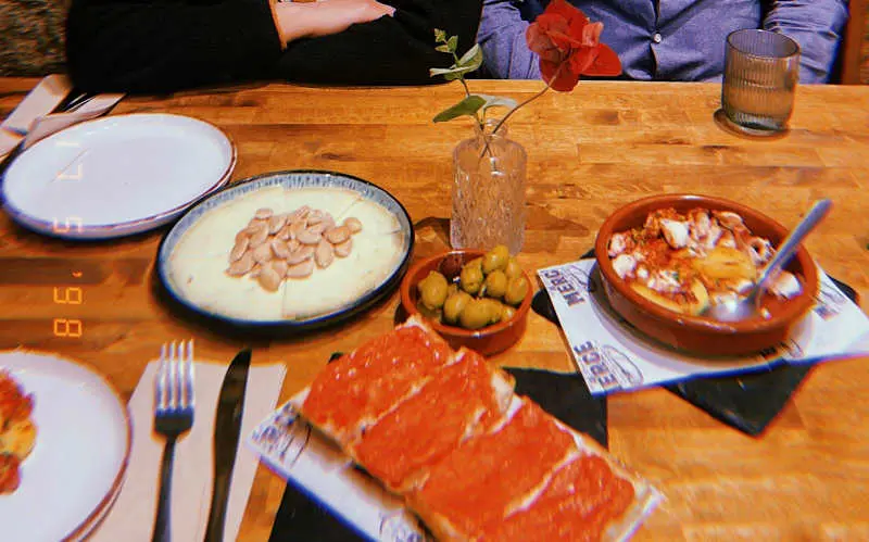 Merce Tapas And Drinks — foto 4