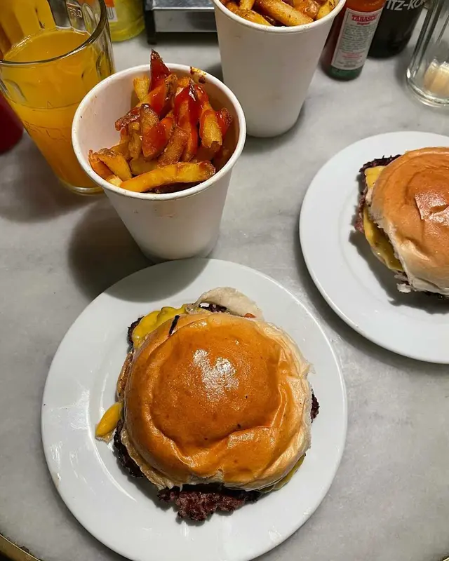 Antonia’s Burger Balmes — foto 10