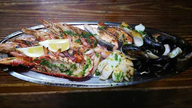 Tapas Avinyó — foto 6