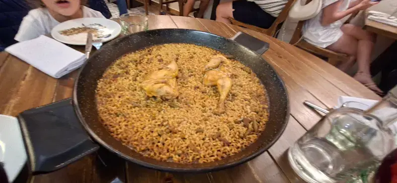 Paella de Pollo