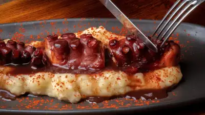 La Gastronomica restaurante en Barcelona de Tapas & Platillos