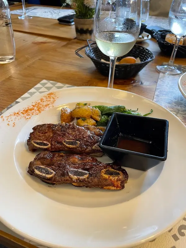 Masia Can Tomàs Restaurant — foto 4