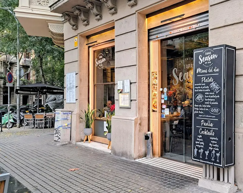 Season Tapas Restaurant — foto 2