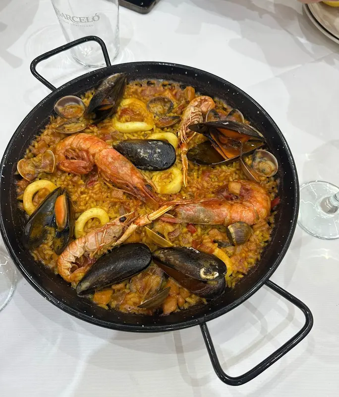 Paella de mariscos 