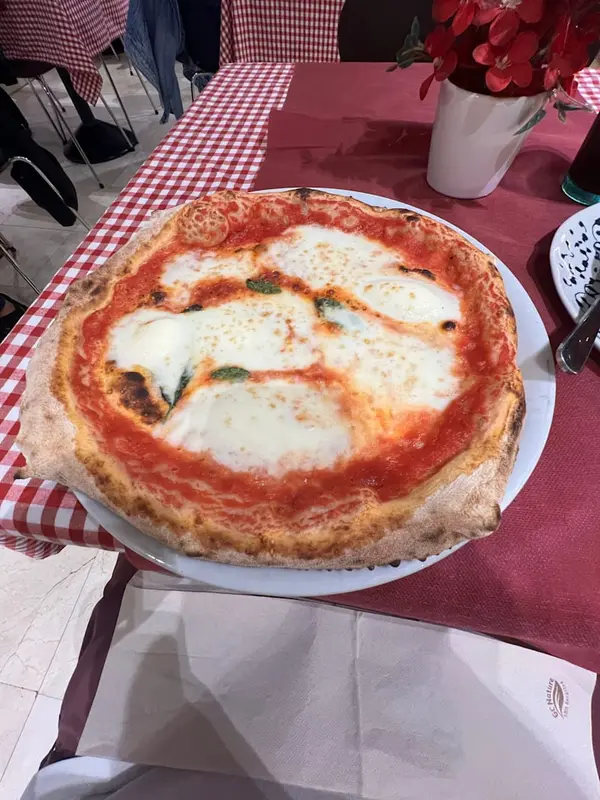 Santa Napoli — foto 9