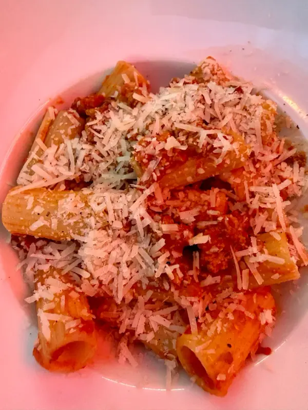 Rigatoni a la bolonyesa