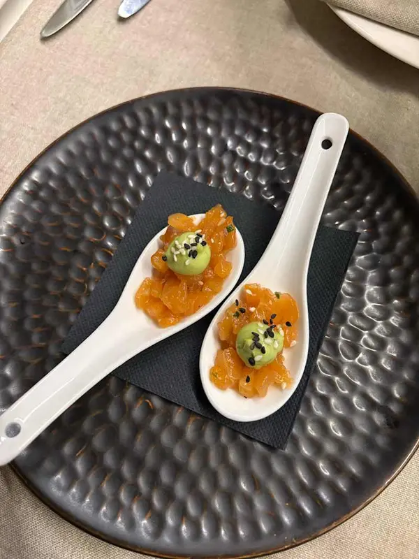 Bocado de salmón (2 ud.)