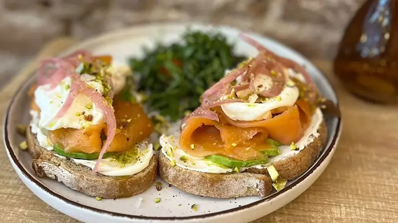 Viatger Café Brunch — foto 8