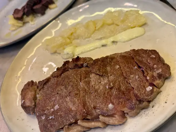 Yesterday Restaurant - Plaça Molina