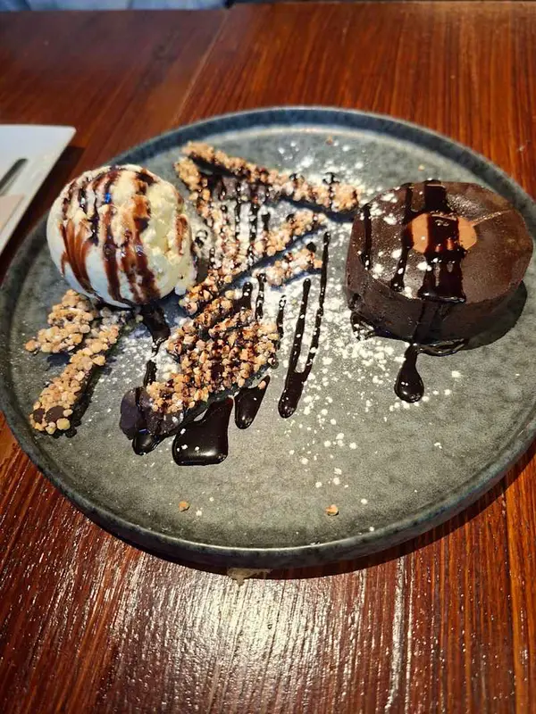 Coulant de chocolate y praliné