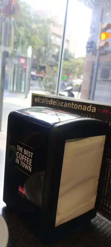La Cantonada — foto 2