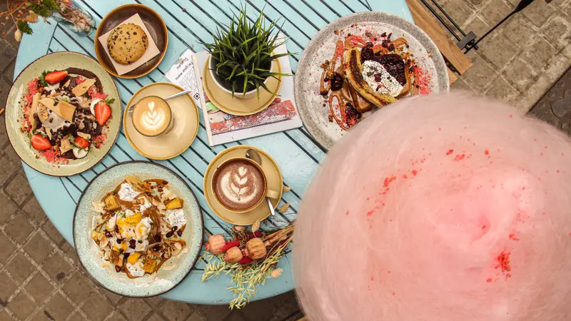 Eatmytrip Brunch & Bakery — foto 2
