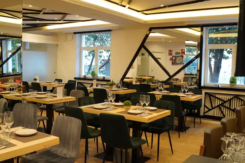 Restaurante Mediterráneo Puerto Noble - Barrio Salamanca — foto 3