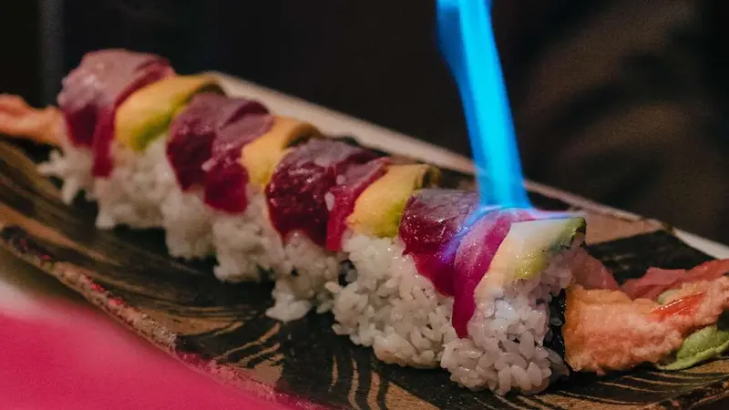 Tomodachi — foto 4