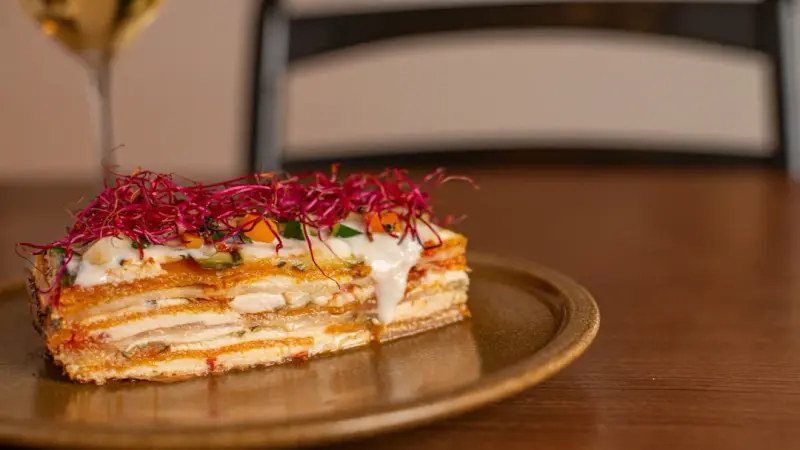 Lasaña de verduras con queso de anacardos