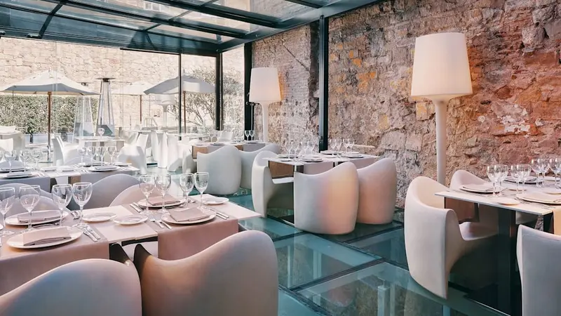 Nineteen Restaurant - Olivia Plaza Hotel — foto 3
