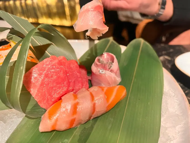 Os-Kuro Sushi Bar & Robata — foto 4