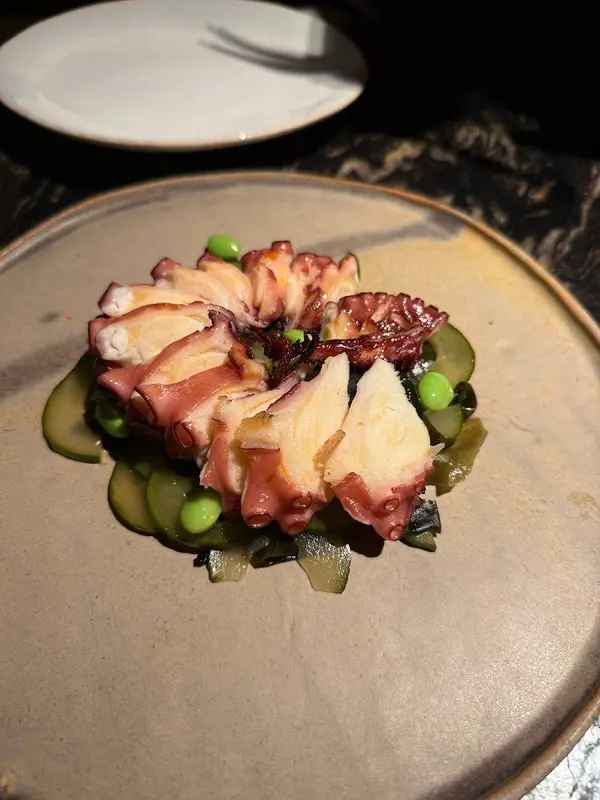Os-Kuro Sushi Bar & Robata — foto 9