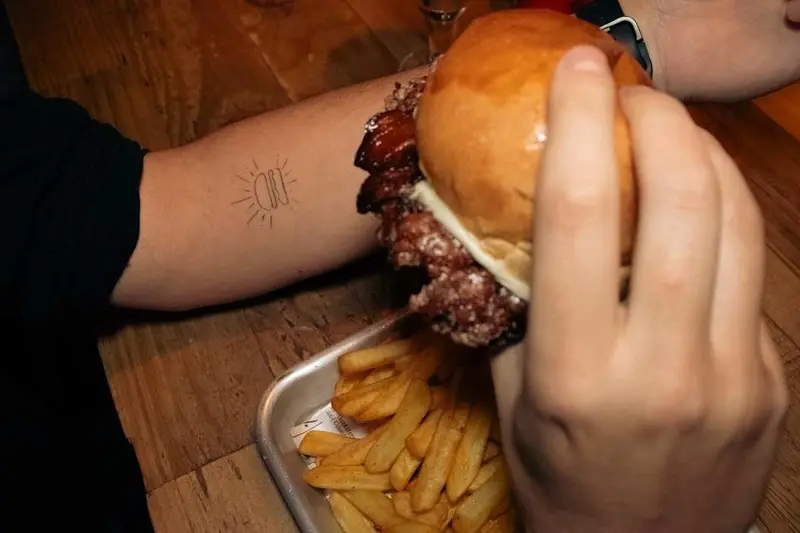 Pink Buda Burger — foto 2
