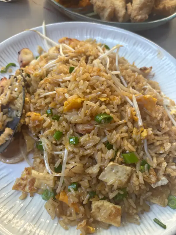 Arroz chaufa de mariscos