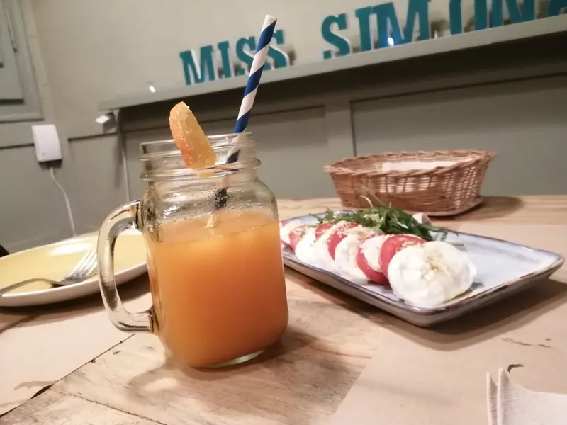 Üla Café Cafetería — foto 2