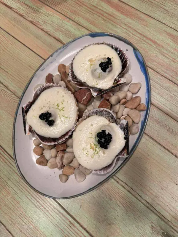 Concha con espuma de parmesano (1 un)