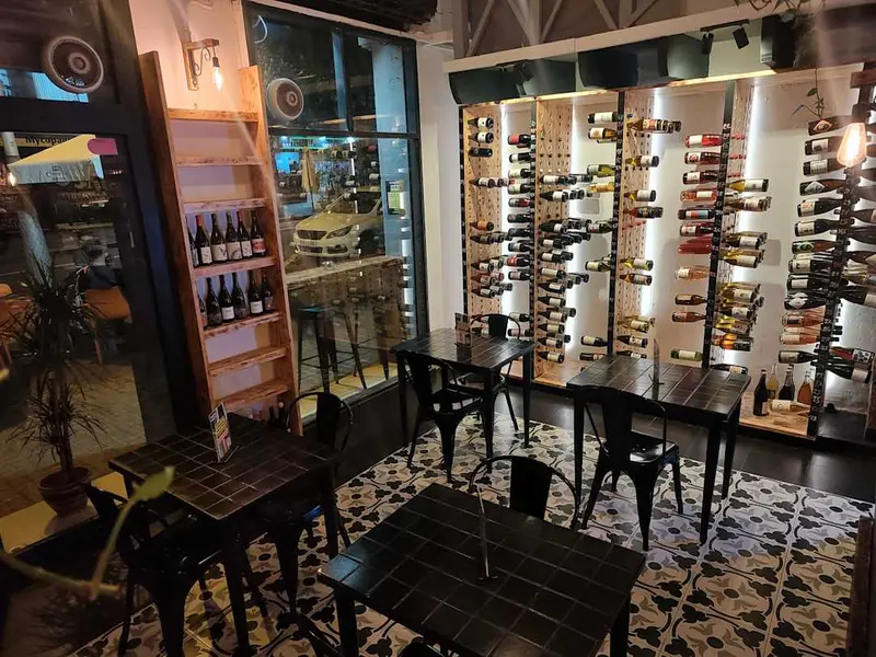 DER Bar - Drink, Eat, Repeat — foto 2