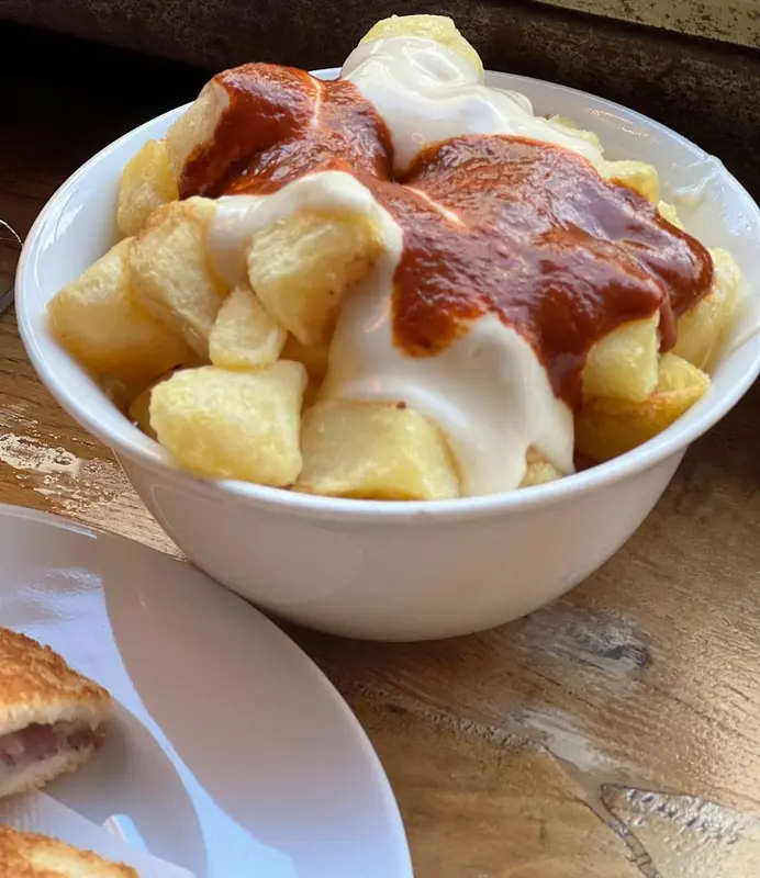 Patatas bravas XL