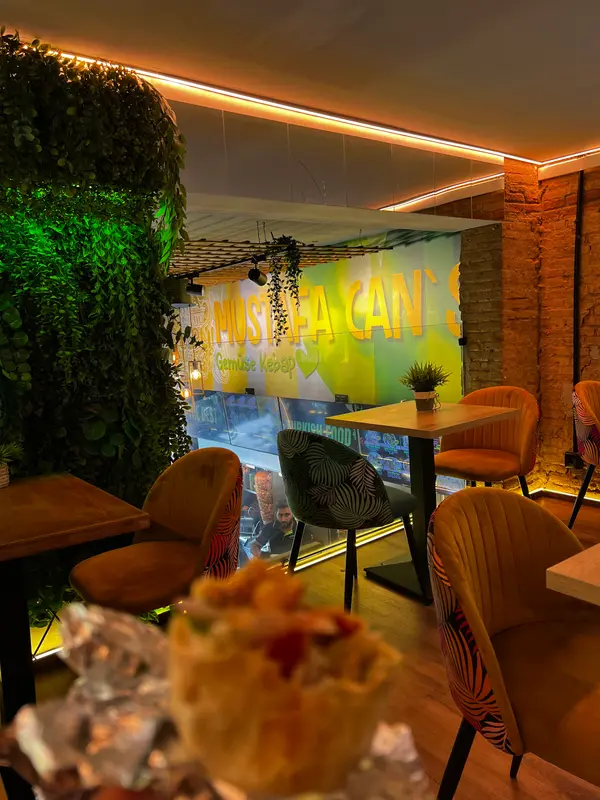 Mustafas Can Gemuse Kebap — foto 6