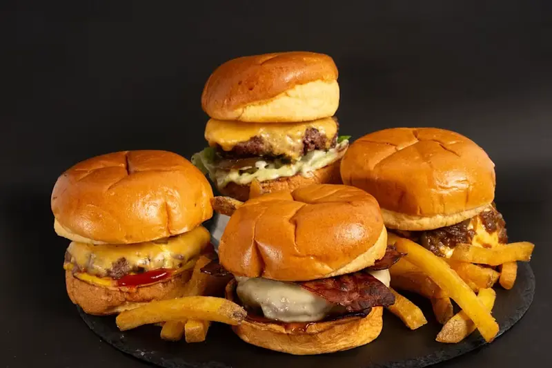 Cero Once | 011 | Burger — foto 3
