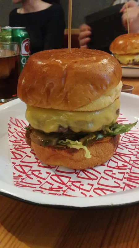 Cero Once | 011 | Burger — foto 9