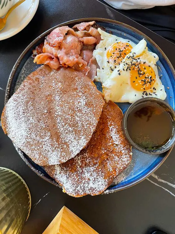 American breakfast