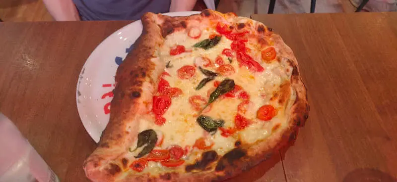 Sports Bar Italian Food - Marina
