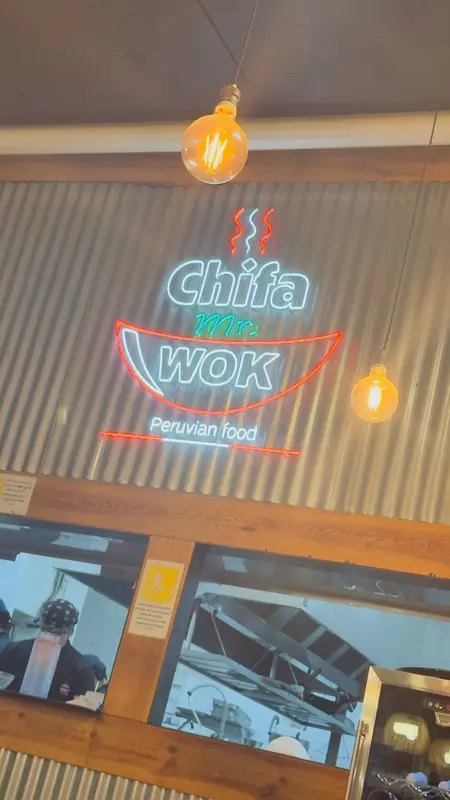 Chifa Peruano Mr. Wok Aragó. — foto 6