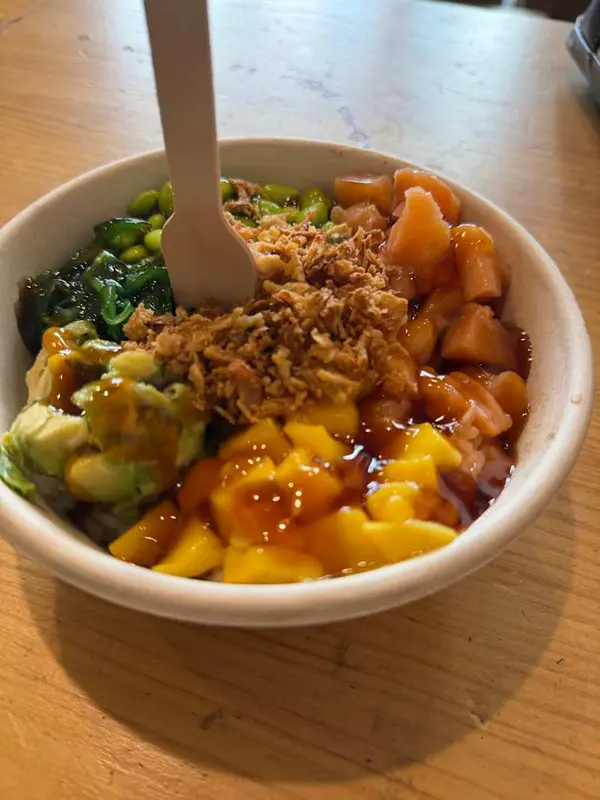 Hula Poke Food - Urquinaona — foto 4