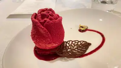 Somni Restaurant - Hotel The One