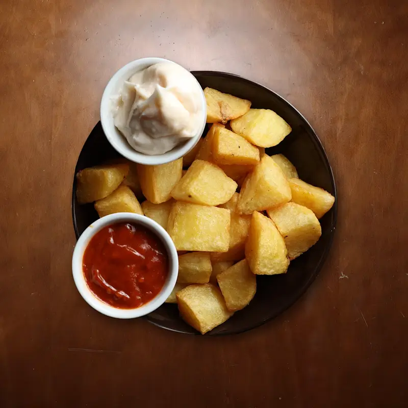 Patatas bravas