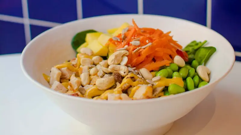 Healthy Poke Ronda Universitat — foto 4