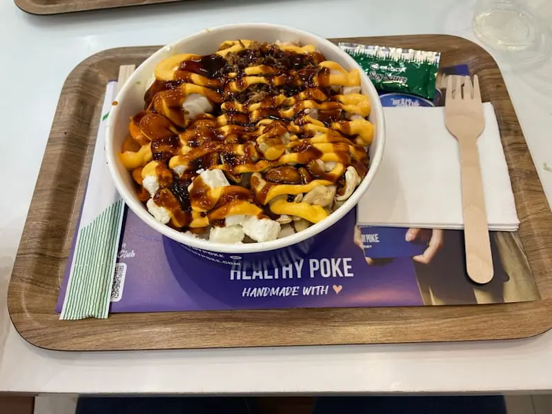 Healthy Poke Ronda Universitat — foto 6