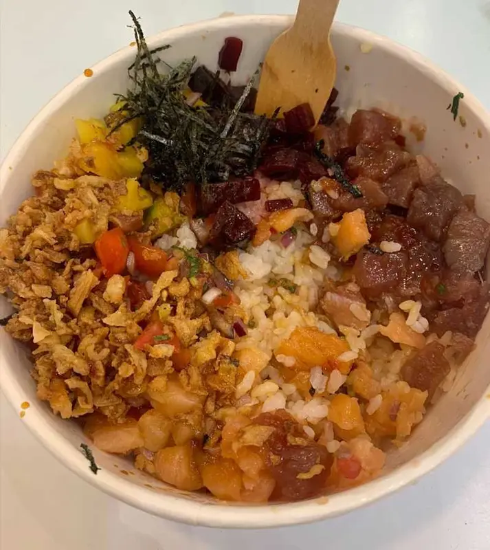 Healthy Poke Ronda Universitat — foto 10