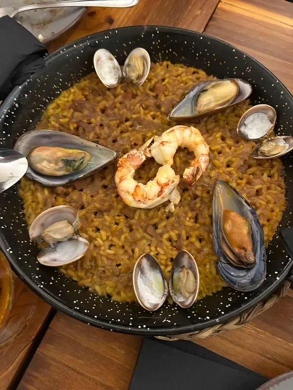 Lior Tapas & Drinks — foto 5