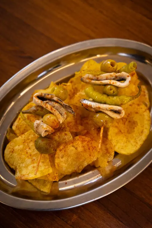 Guilda de boquerones & patatas chips